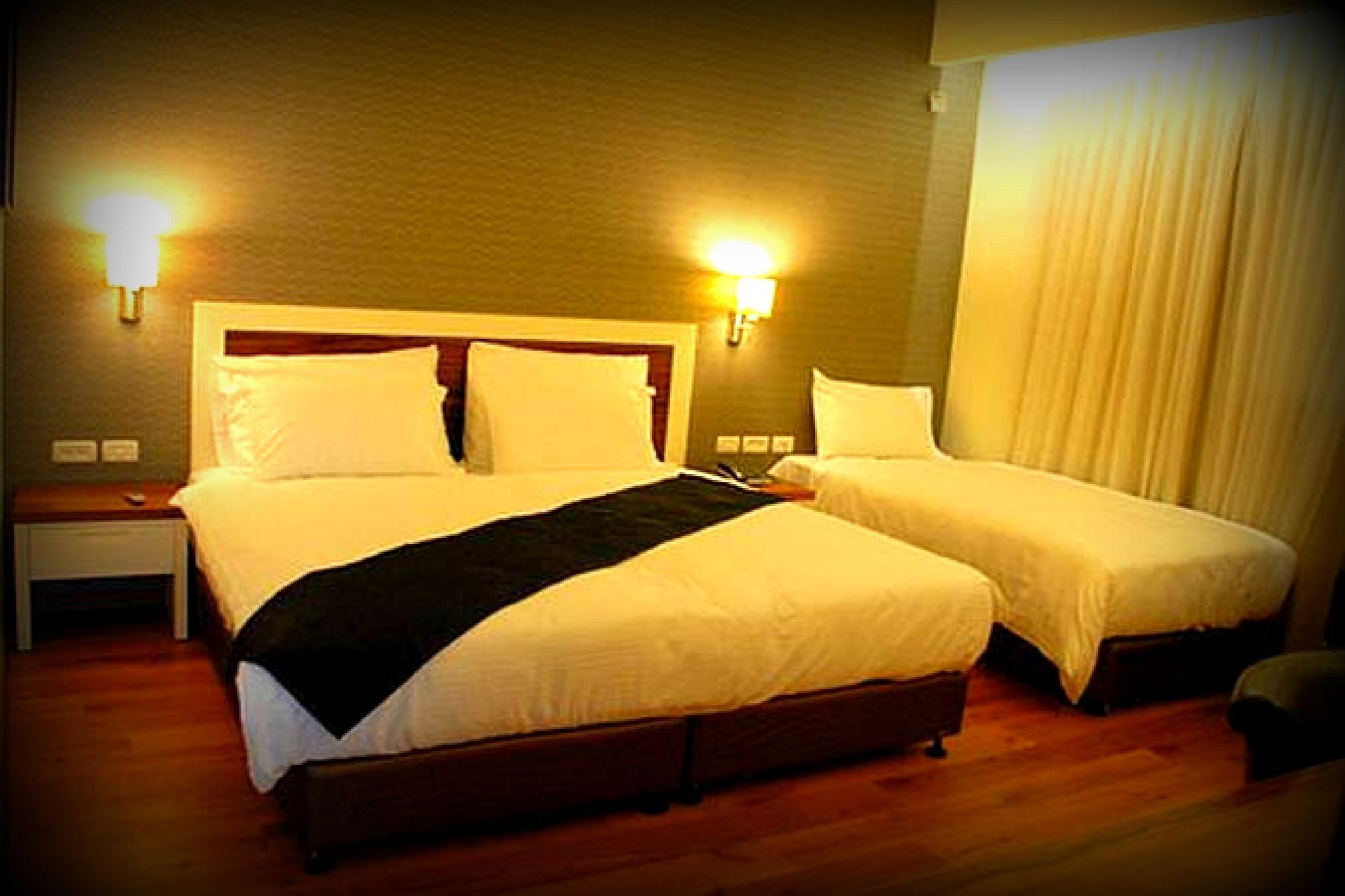 Emily'S Hotel Tiberias Exteriér fotografie